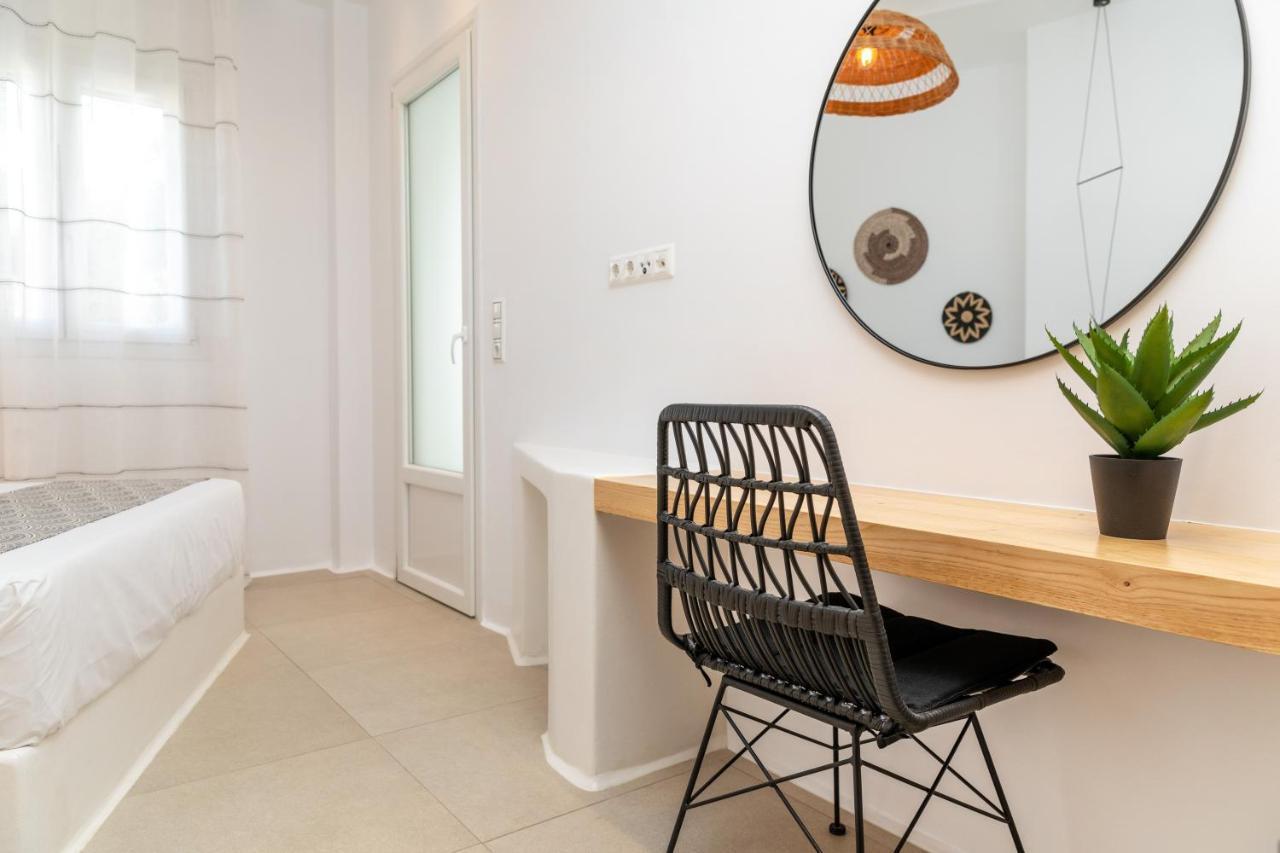 Naxos Downtown Apartments & Suites Naxos City Екстер'єр фото