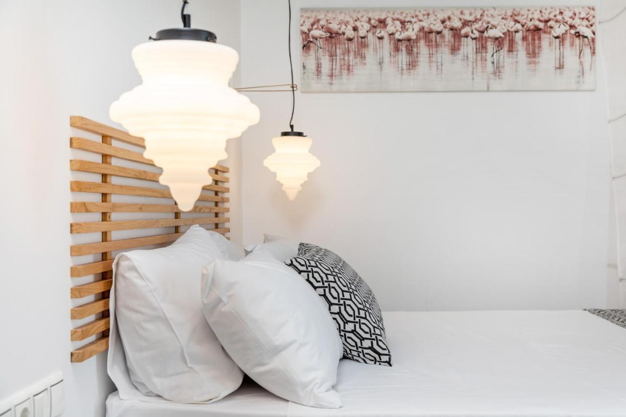 Naxos Downtown Apartments & Suites Naxos City Екстер'єр фото