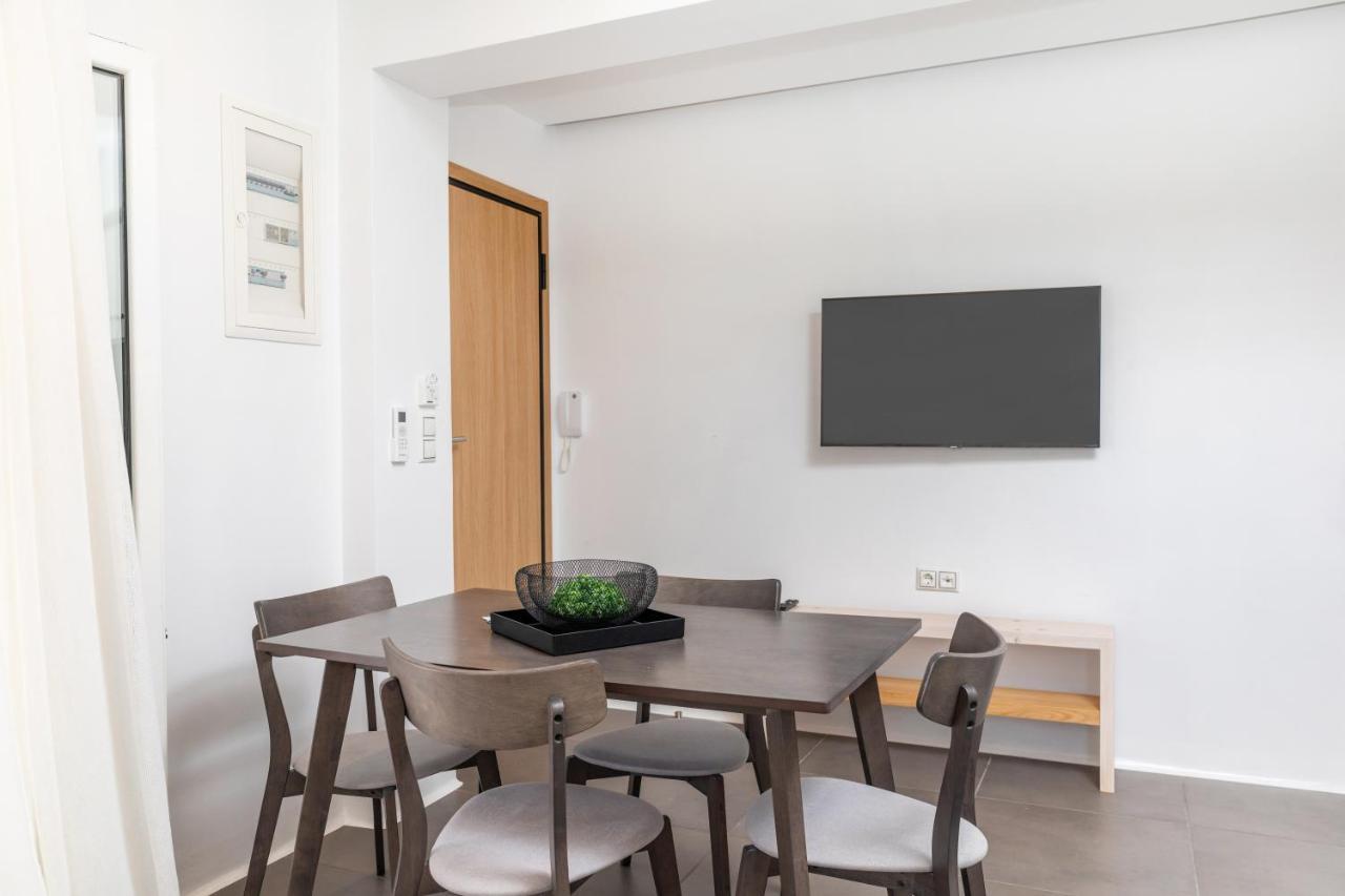 Naxos Downtown Apartments & Suites Naxos City Екстер'єр фото