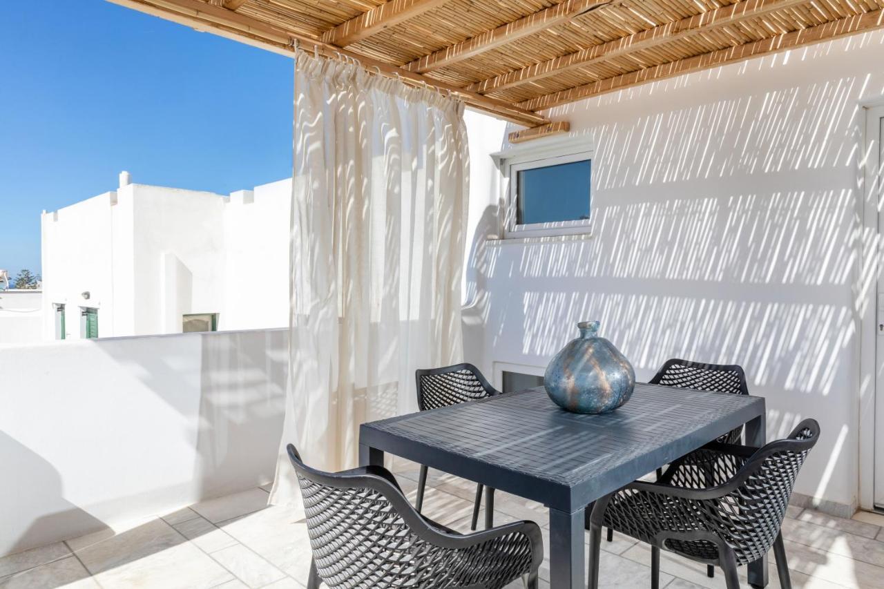 Naxos Downtown Apartments & Suites Naxos City Екстер'єр фото
