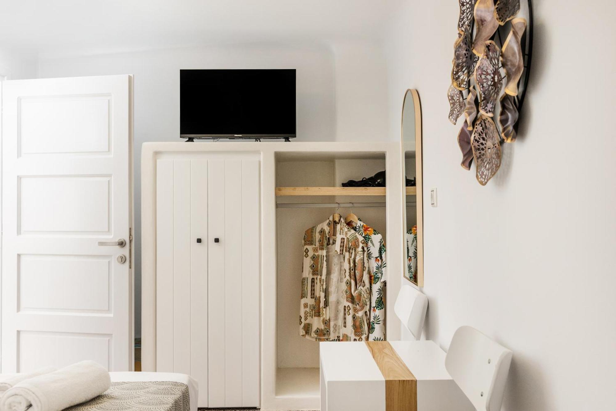 Naxos Downtown Apartments & Suites Naxos City Номер фото